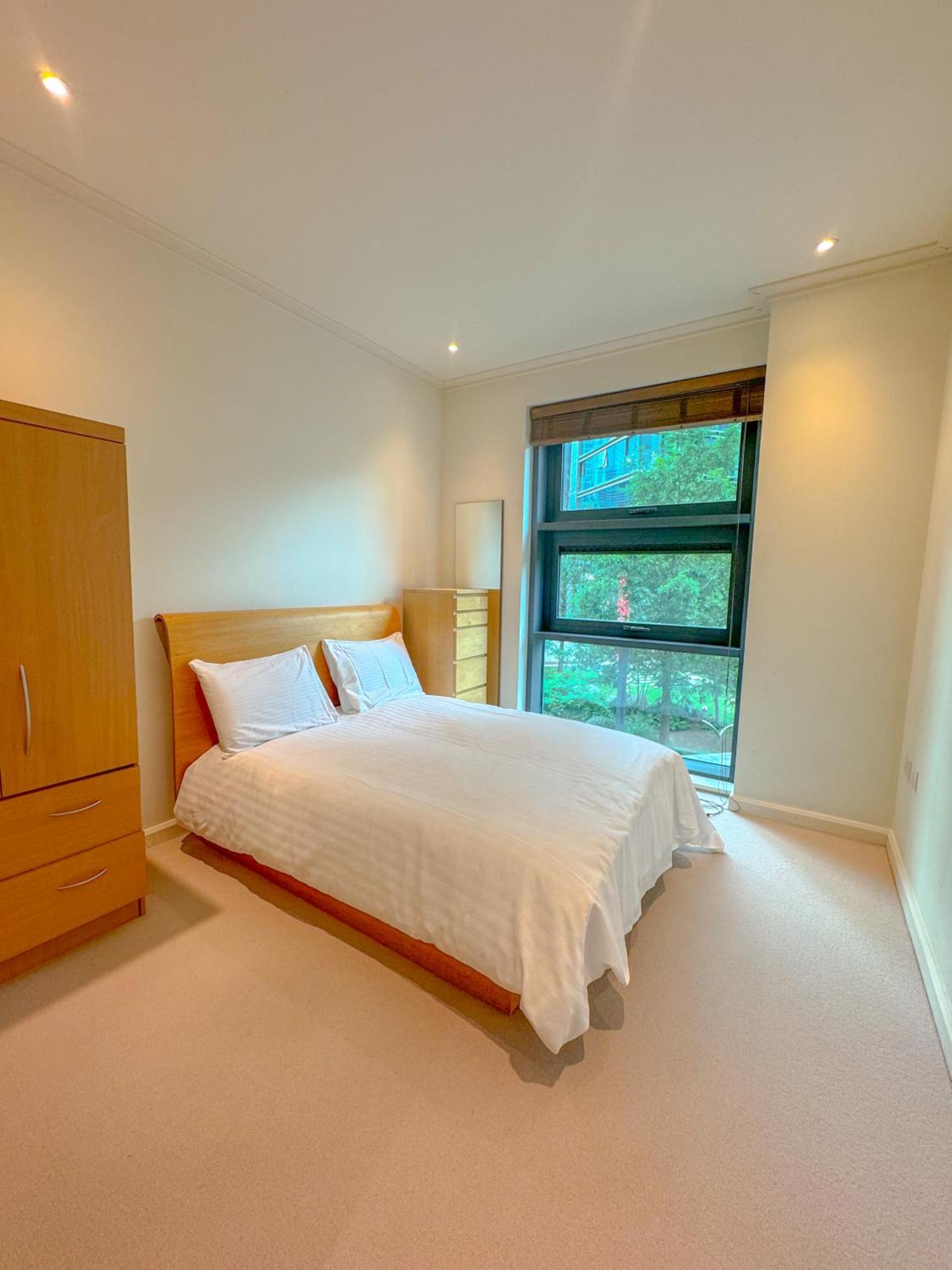 Horizon Canary Wharf Apartments London Exterior foto